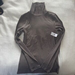 GAP Taupe Ribbed Turtleneck